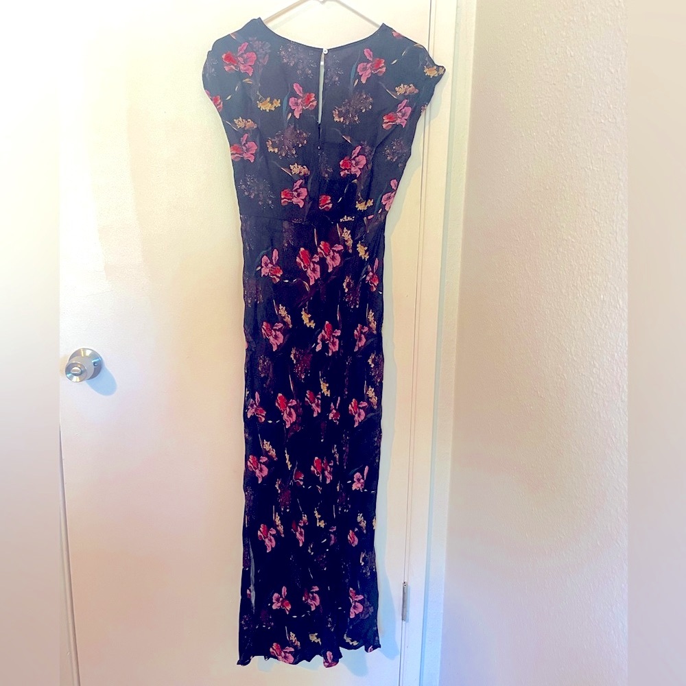 🎉HP🎉 Madewell Wide V-Neck Floral Cupro-Blend Midi Dress - Picture 3 of 6